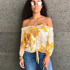 Fighting Eel Ava Sky Top Oceana Cream Palawan Sunflower Blouse Off-Shoulder XS